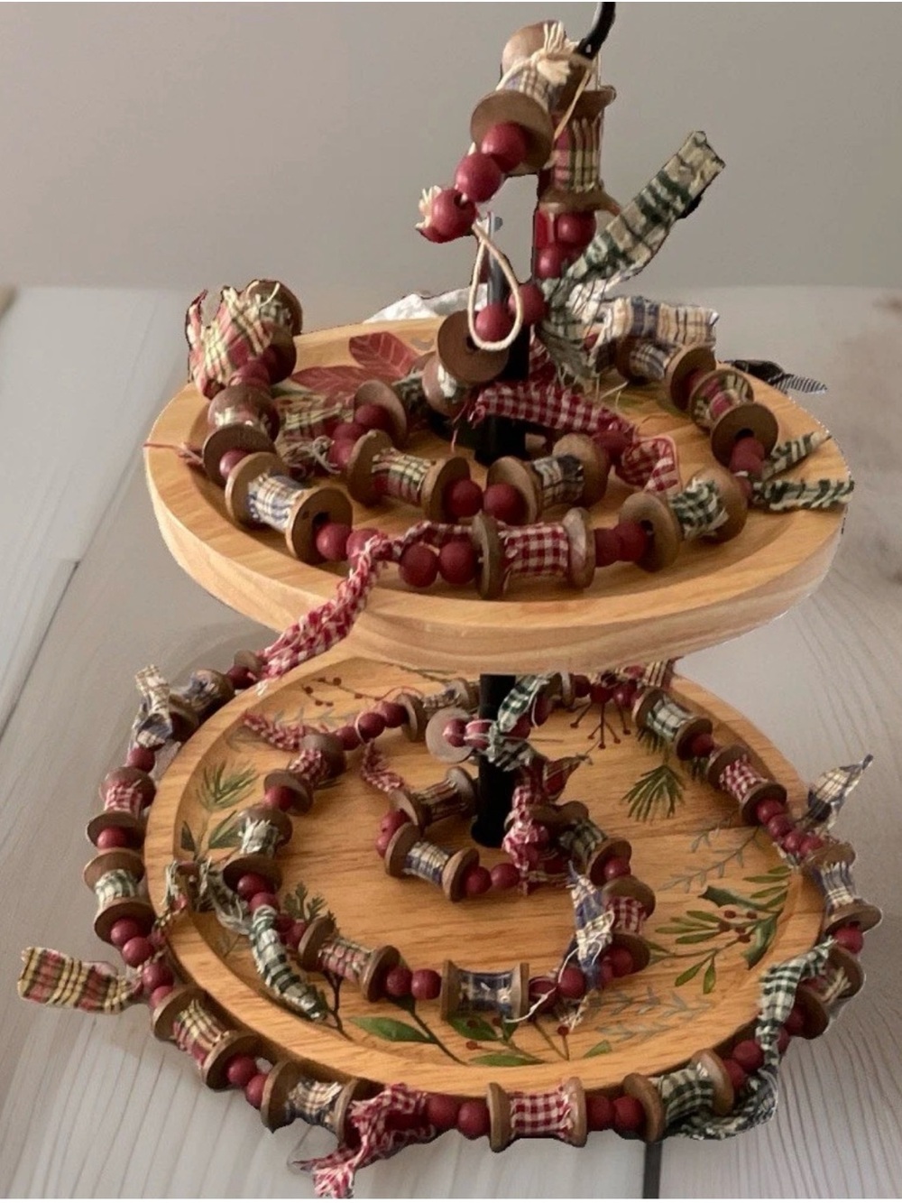 Rustic Farmhouse Wood Spool Bead Garland Plaid Rag Tie Holiday Decor 9 ft. VTG.
